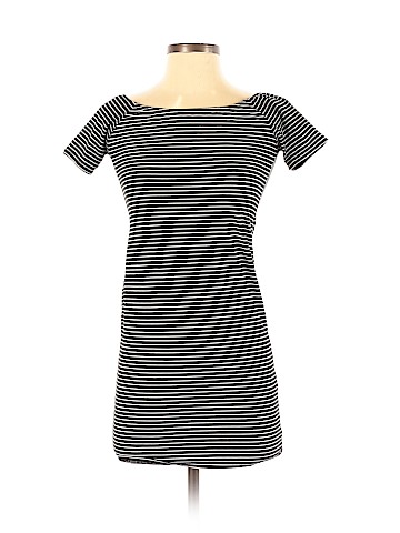 Heart Hips Casual Dress (view 1)