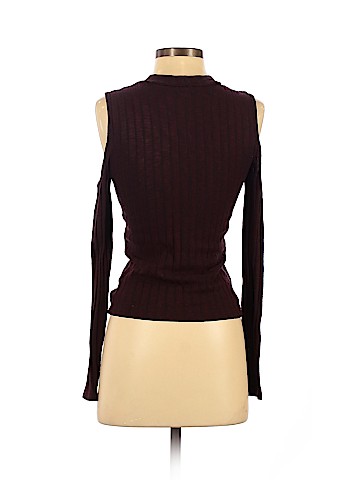 American Eagle Outfitters Pullover Sweater (view 2)