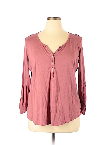 Torrid 3/4 Sleeve Henley (view 1)