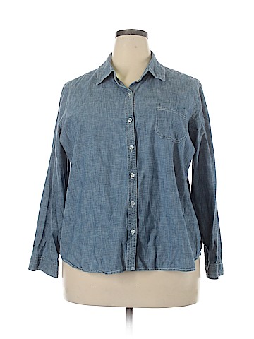 Old Navy Plus Long Sleeve Button-Down Shirt (view 1)