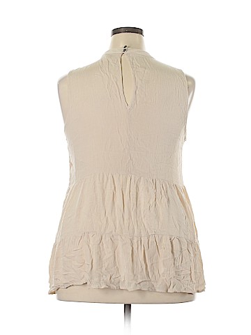 Mossimo Sleeveless Blouse (view 2)