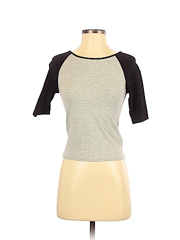 Forever 21 Long Sleeve T-Shirt (view 1)