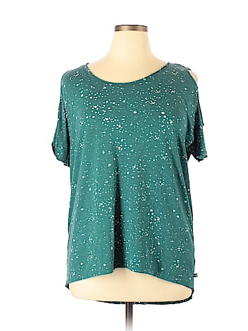 Rock & Republic Short Sleeve Top (view 1)