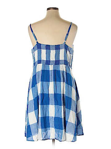 Old Navy Casual Dress (view 2)