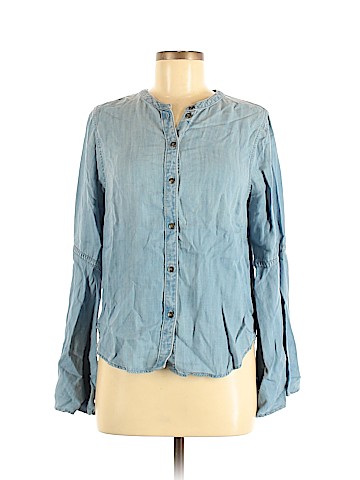 American Eagle Outfitters Long Sleeve Button-Down Shirt (view 1)