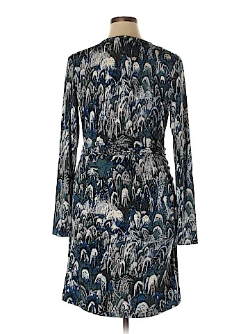 Jennifer Lopez Casual Dress (view 2)