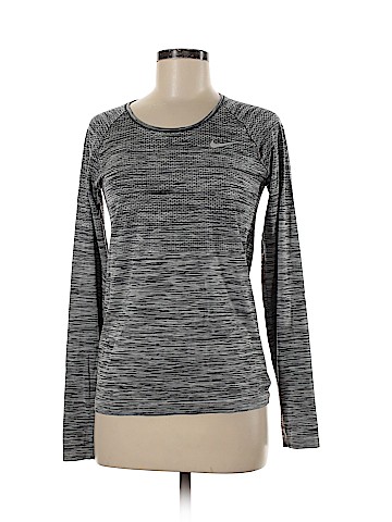 Nike Active T-Shirt (view 1)