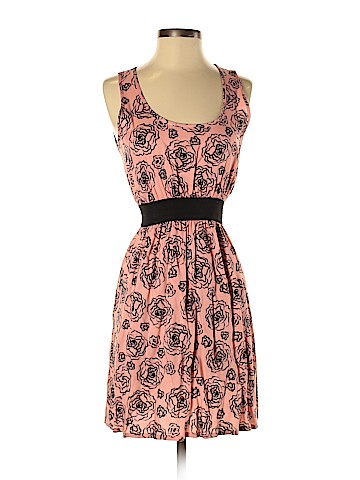 Needle & Thread By Francesca's Casual Dress (view 1)