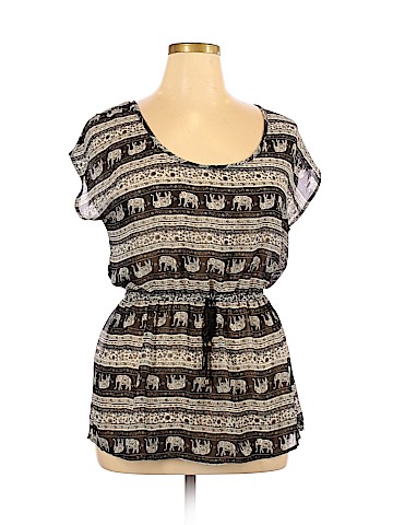 Maurices Short Sleeve Blouse (view 1)