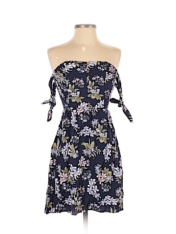 American Eagle Outfitters Casual Dress (view 1)