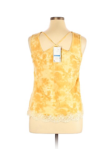 Jolt Sleeveless Top (view 2)
