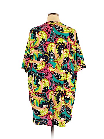 Lularoe Short Sleeve T-Shirt (view 2)