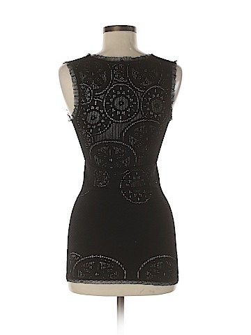 Poof! Sleeveless Top (view 2)