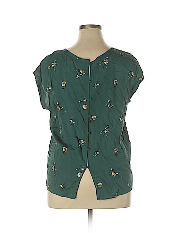 Abercrombie & Fitch Sleeveless Blouse (view 2)