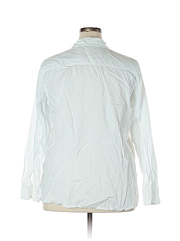 Gap Outlet Long Sleeve Button-Down Shirt (view 2)