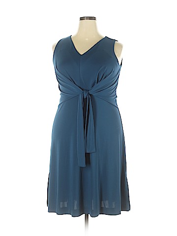 Ann Taylor LOFT Casual Dress (view 1)