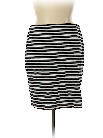 Old Navy Casual Skirt (view 1)