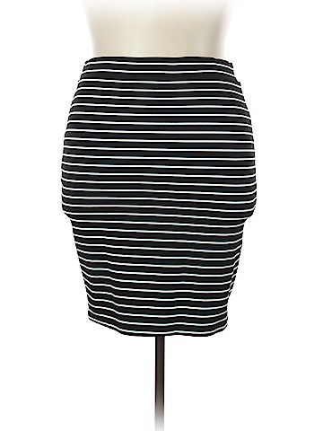 Forever 21 Casual Skirt (view 2)