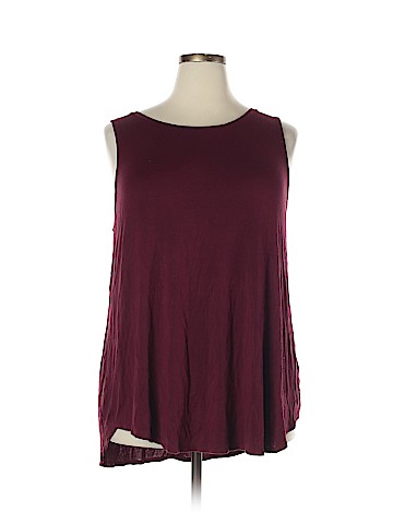 Old Navy Sleeveless T-Shirt (view 1)