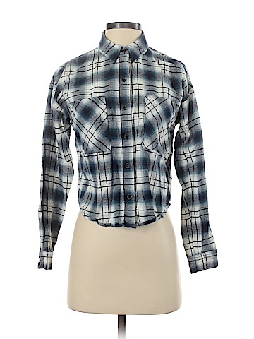 Forever 21 Long Sleeve Button-Down Shirt (view 1)