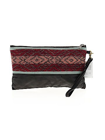 Awamaki Lab Wristlet (view 2)