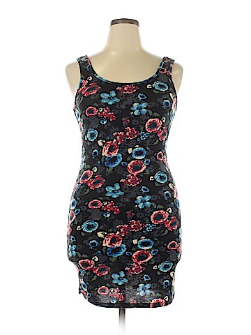 Mudd Casual Dress (view 1)