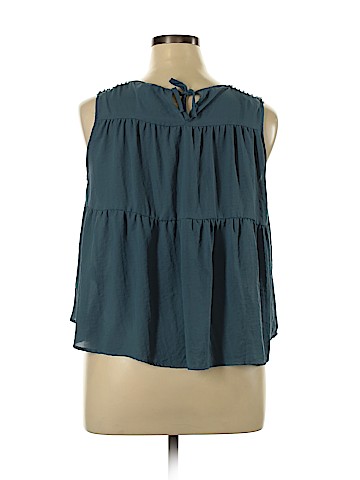 H&M Sleeveless Blouse (view 2)
