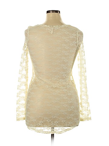 Red Camel Long Sleeve Top (view 2)