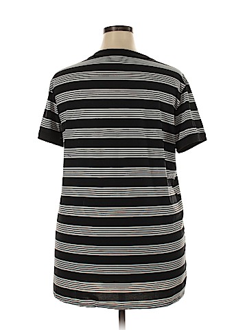 Lularoe Short Sleeve T-Shirt (view 2)