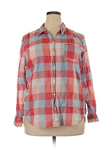 Old Navy Long Sleeve Button-Down Shirt (view 1)