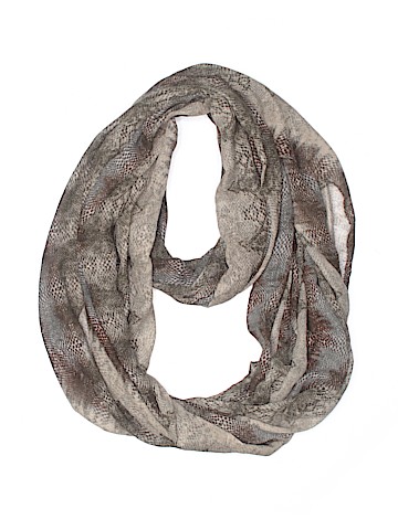 Echo Scarf (view 1)