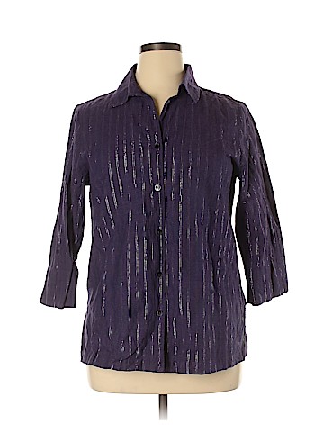 Croft & Barrow Long Sleeve Button-Down Shirt (view 1)
