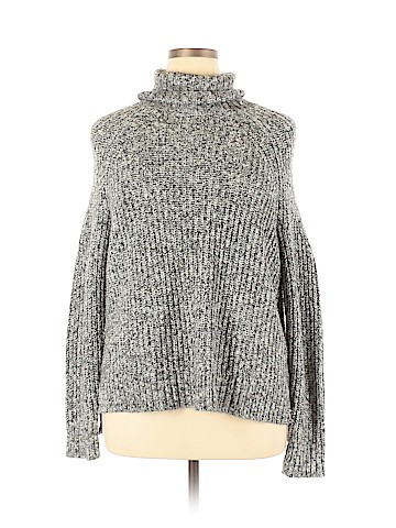 Old Navy Turtleneck Sweater (view 1)