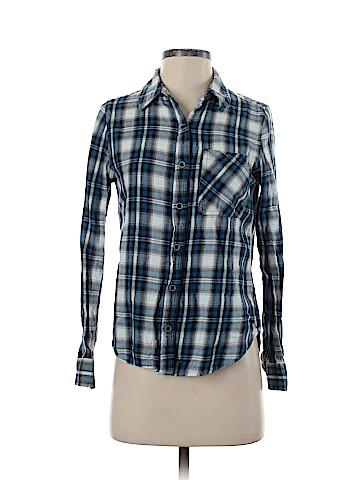 Forever 21 Long Sleeve Button-Down Shirt (view 1)