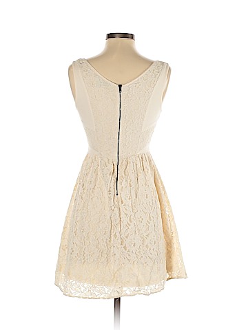 American Eagle Outfitters Casual Dress (view 2)
