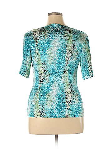 Violet & Claire Short Sleeve Top (view 2)