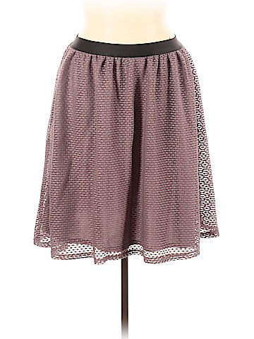 Xhilaration Casual Skirt (view 1)