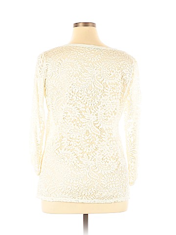 Maurices 3/4 Sleeve Top (view 2)