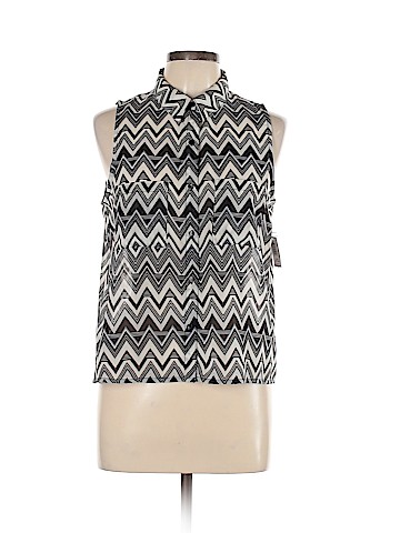 No Boundaries Sleeveless Blouse (view 1)