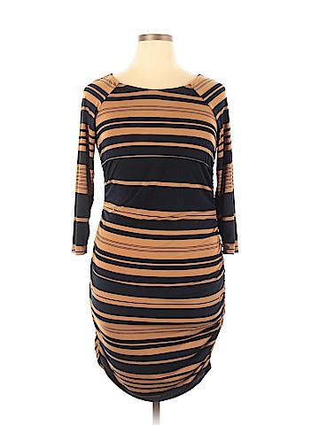 Sofia by Sofia Vergara Casual Dress (view 1)