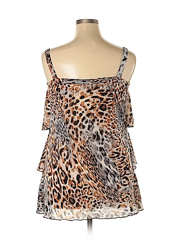 Avenue Sleeveless Top (view 2)