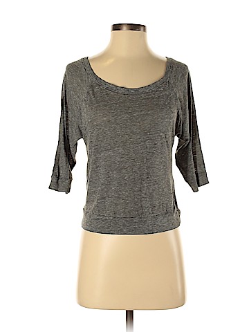 American Eagle Outfitters 3/4 Sleeve Top (view 1)
