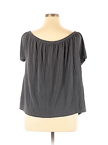 Old Navy Short Sleeve Top (view 2)