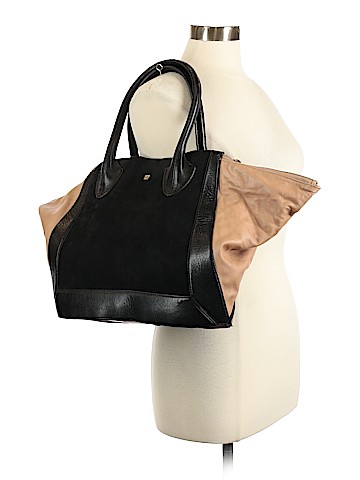 Pour La Victoire Leather Shoulder Bag (view 2)