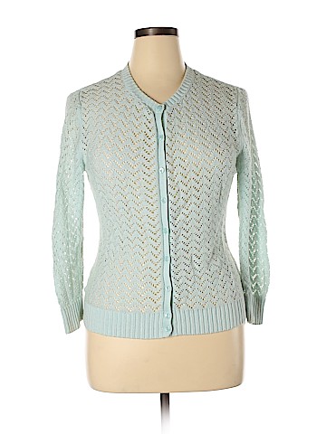 Croft & Barrow Plus Cardigan (view 1)