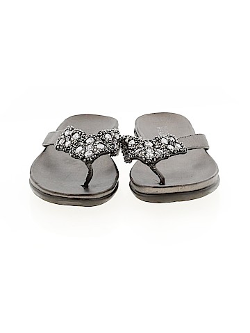 Kenneth Cole REACTION Flip Flops (view 2)