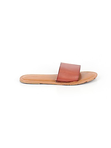 Universal Thread Sandals (view 1)