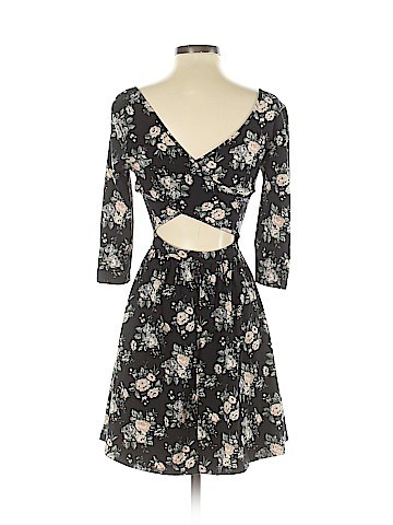 Forever 21 Casual Dress (view 2)