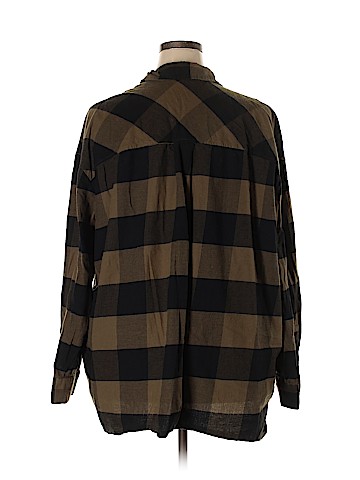 Lane Bryant Long Sleeve Button-Down Shirt (view 2)