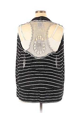 Full Tilt Vest (view 2)